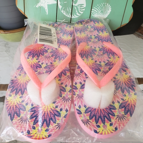 Victoria's Secret Boho Floral Sandals Size: 8.5 Flip Flop, Beach & Casual NWT - Picture 12 of 12